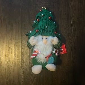 Holiday Cheer Decorative Gnome